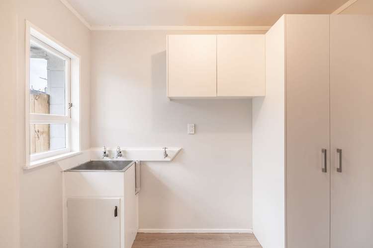 Flat 1/747 Cameron Road Tauranga South_9