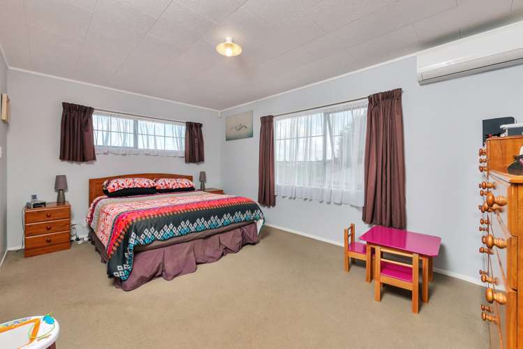5 Zurich Place Manurewa_13