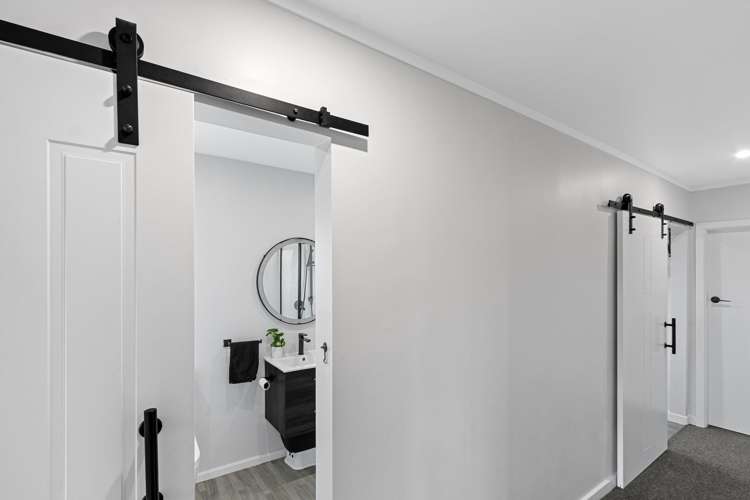 3 Wycola Avenue Hei Hei_13