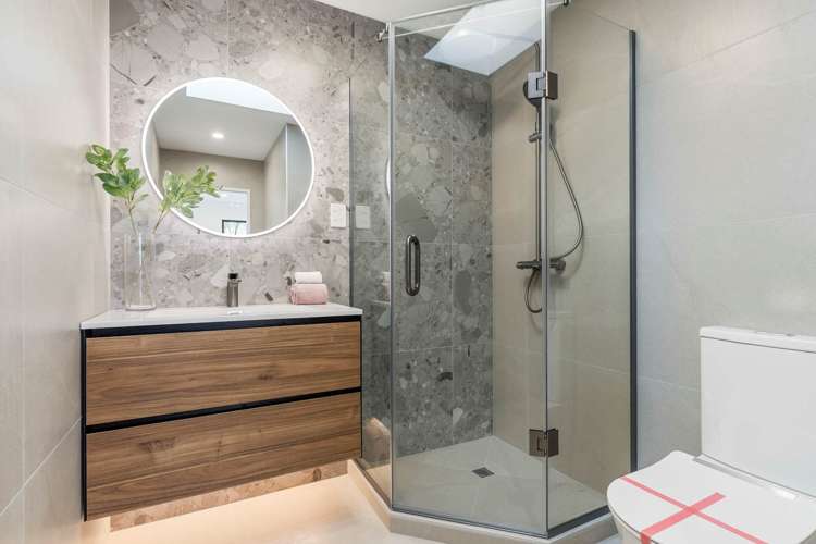 Lot 1-5/118 Chivalry Road Glenfield_35