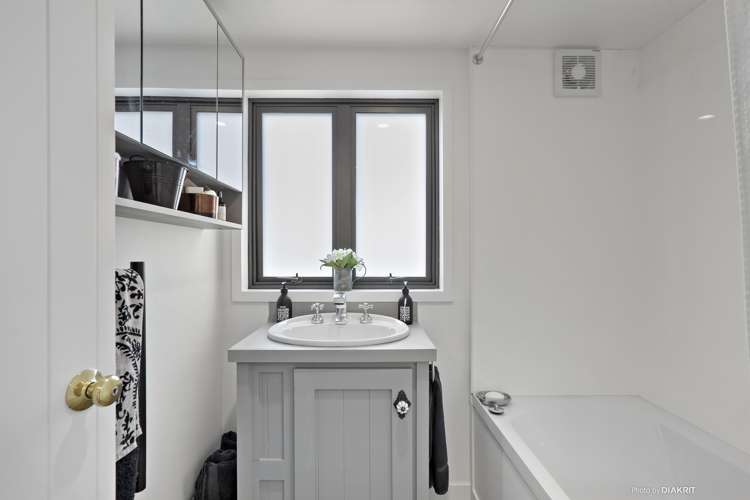 1 Austin Street Mount Victoria_9