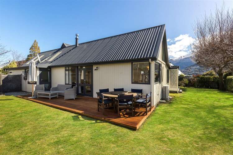 6 Kelvin Place Kelvin Heights_19