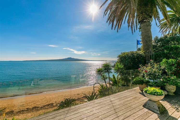 2/20 Macky Avenue Devonport_0