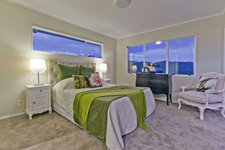 17 Valerie Crescent Okura_16