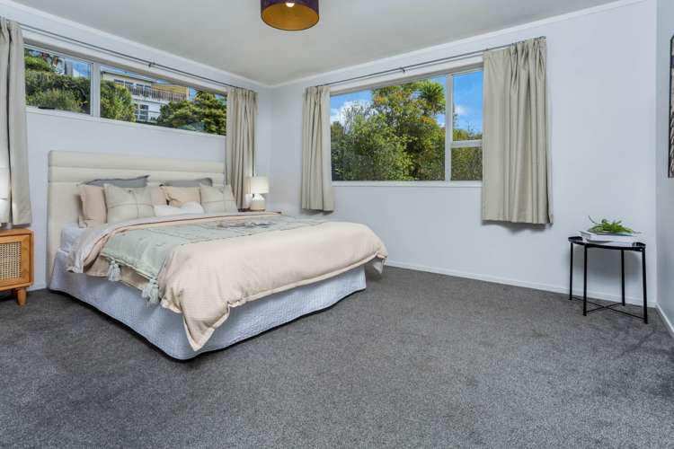 2/7 Malters Street Browns Bay_9