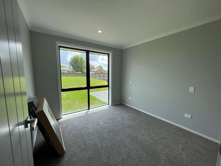 10 Sanson Place Levin_13