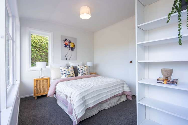1/12 Neil Avenue Te Atatu Peninsula_11