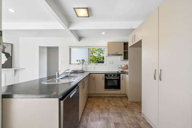 58a Ripon Crescent Meadowbank_13
