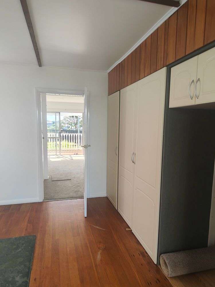 8 Revel Avenue Mount Roskill_23