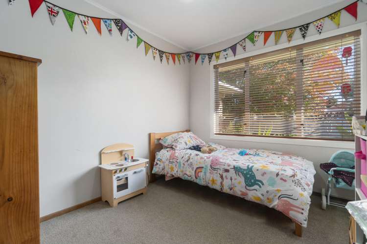 74 Neil Avenue Te Atatu Peninsula_10