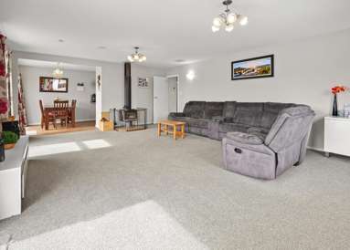 8 Leslie Street_3