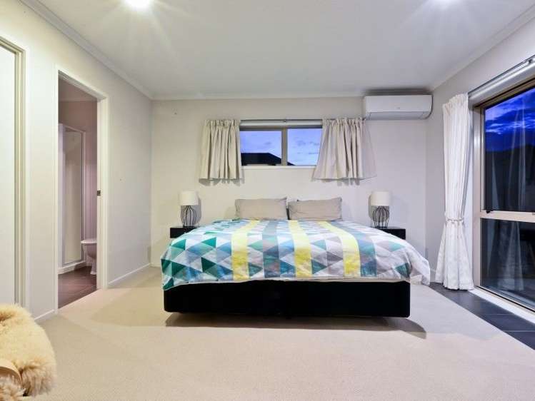 4 Rhys Avenue Huntington_12