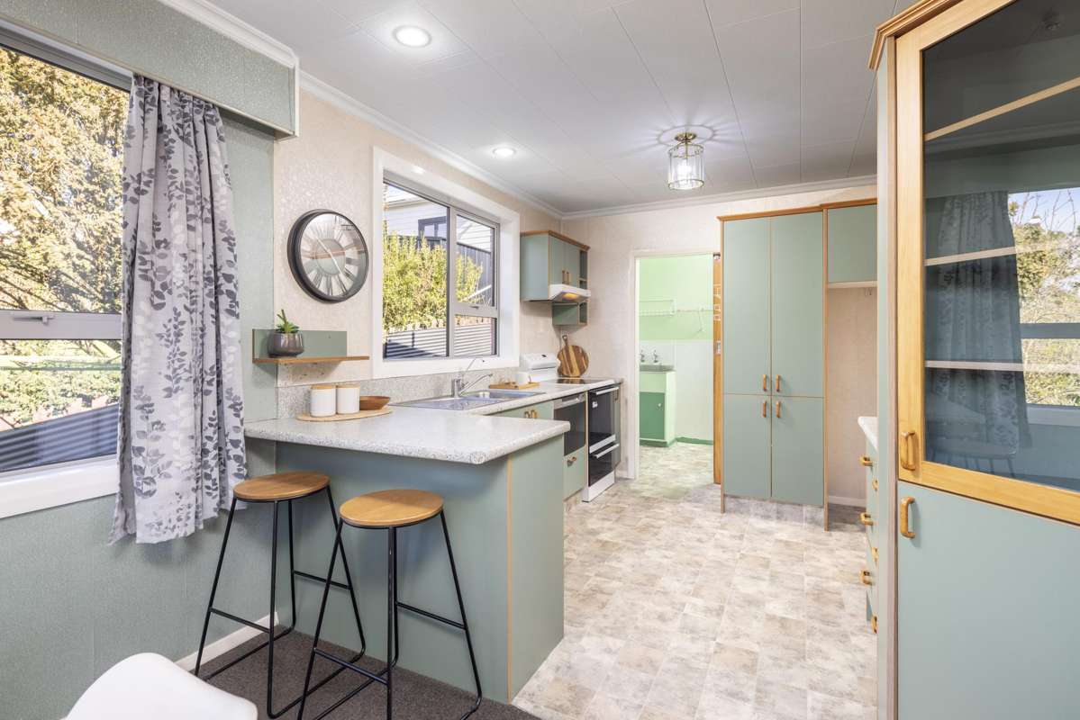 83 Neidpath Road_1
