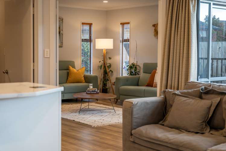 50 Cairns Crescent Rototuna_9