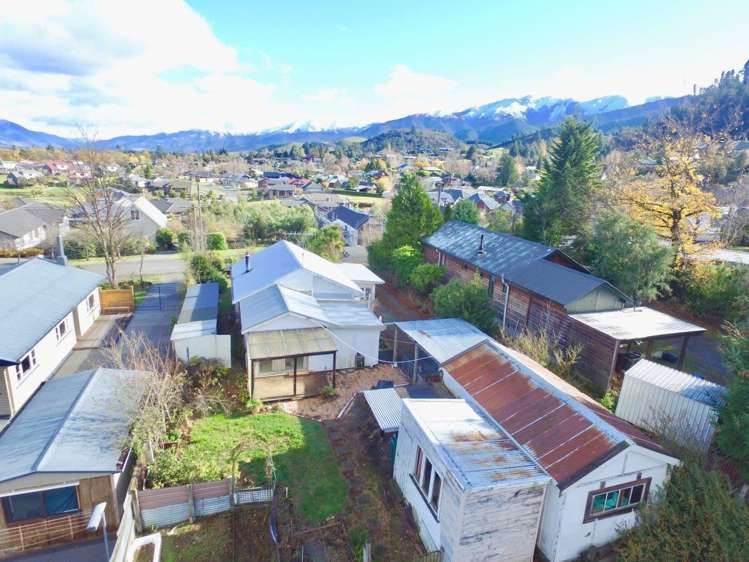 11 Bristol Street Hanmer Springs_9