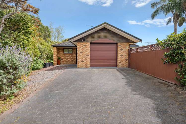 26 Settlers Grove Orewa_23