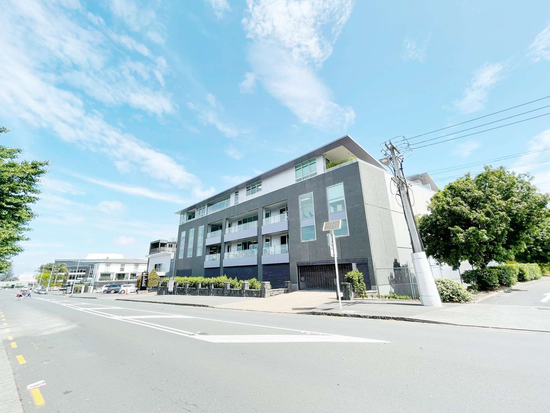 Level 1/49 Main Highway Ellerslie_0