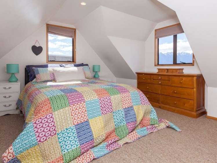 7a Caples Place Fernhill/Sunshine Bay_9