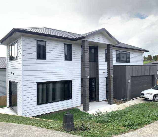Two Storey 4 Bedroom House in Pukekohe