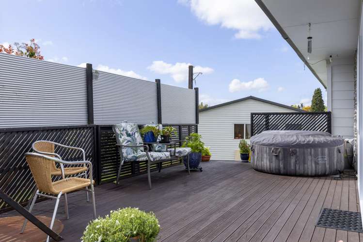 10 Green Place Richmond Heights_18