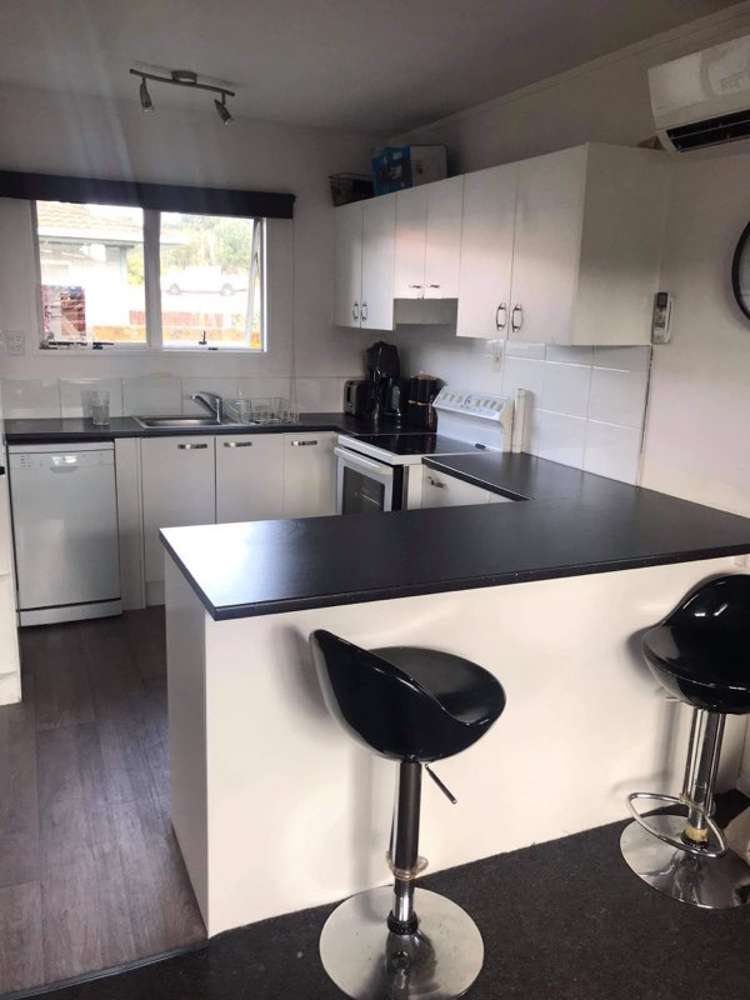 1/32 Latham Avenue Pakuranga_1