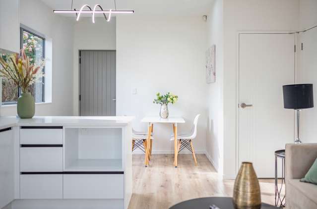 4/3 Galloway Crescent Farm Cove_4