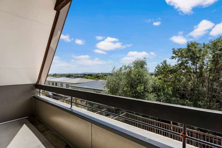 54 Earnslaw Crescent Clover Park_10