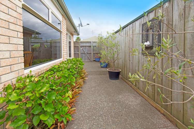 18 Francis Skinner Place Orewa_16