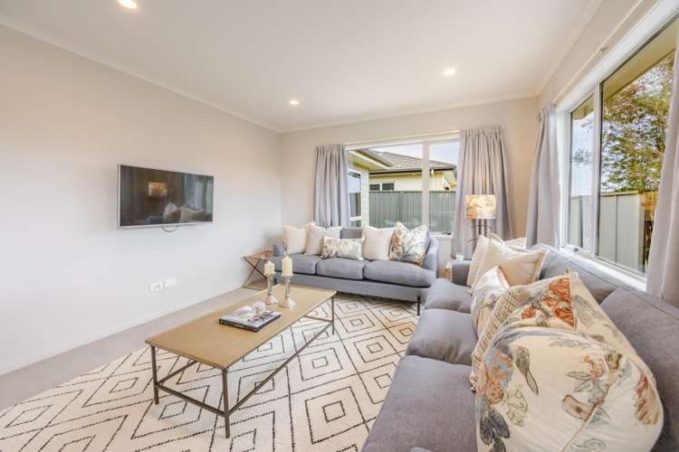 12 Drake Crescent Awatoto_7
