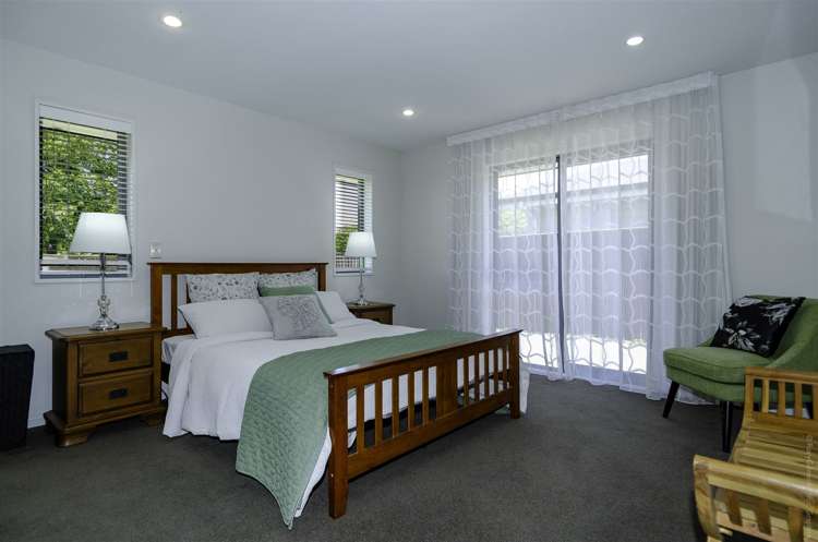 21 Eastfield Drive Lincoln_14