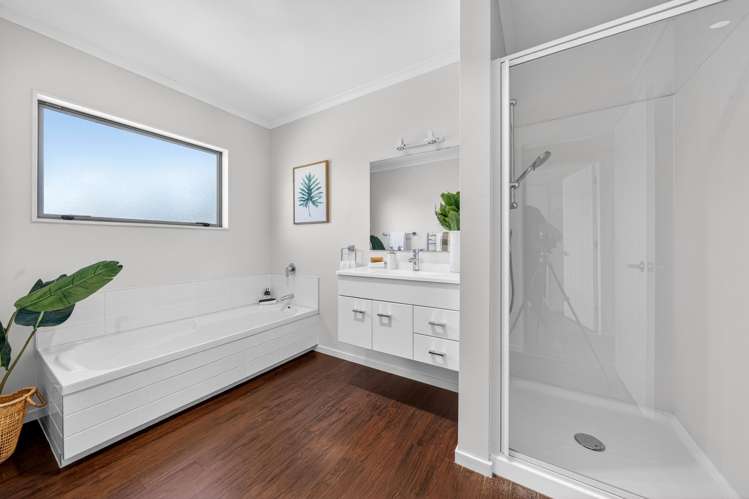 8 Redwood Lane Martinborough_12