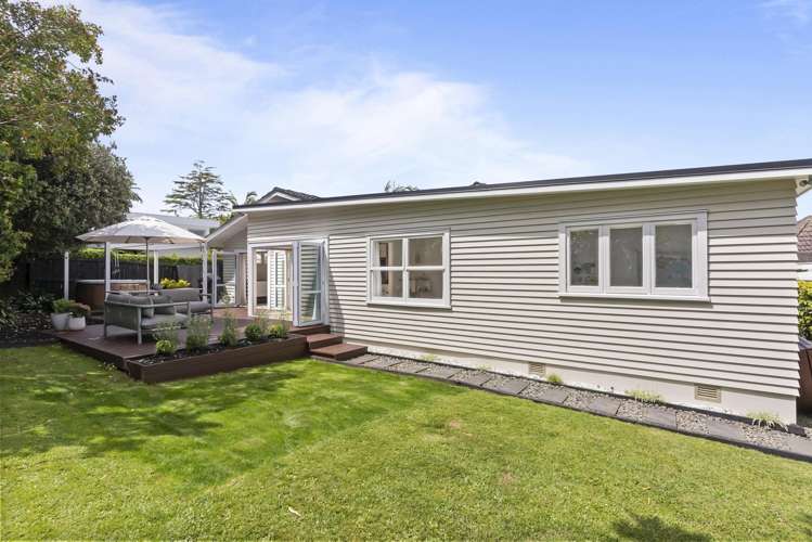 25 Imatra Place Sunnyhills_22