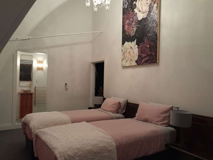 2/224 North Road North East Valley_16