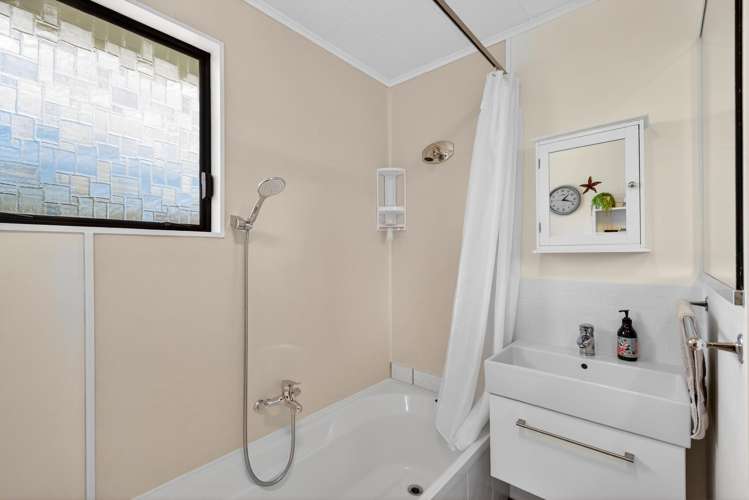 2/283 Westminster Avenue Tamatea_7