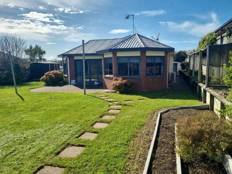 13 Northmeadow Drive Rototuna_0