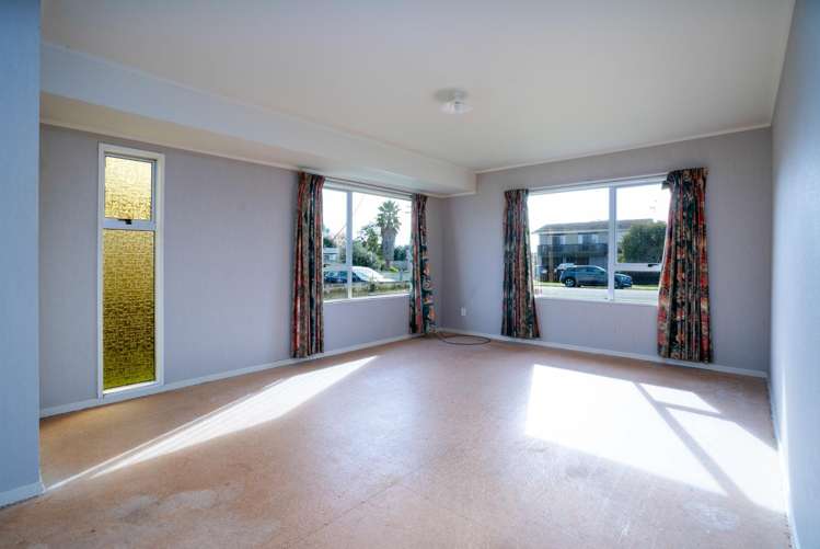 6 Raleigh Street Leamington_6