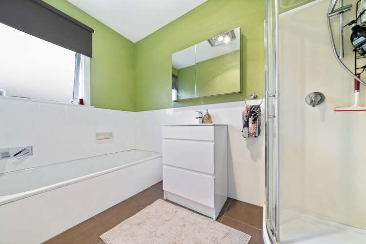 40 Momona Street Wainuiomata_12