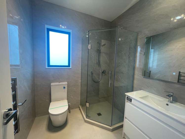 8 Hicks Road Wainui_13