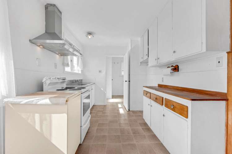 97 Tidal Road Mangere_3