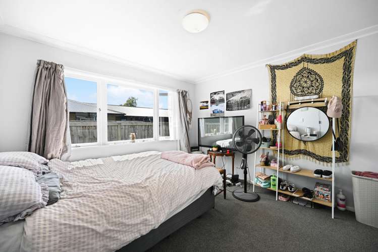 87 Montgomery Crescent Bader_7