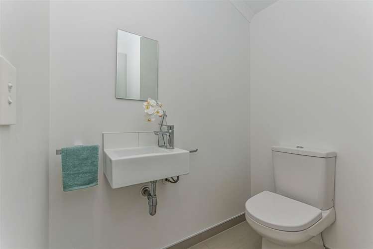 14 Alexander Willis Crescent Hobsonville_23