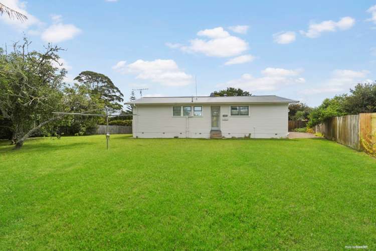 86 Lauderdale Road Birkdale_1