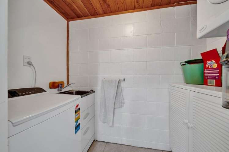 85 Gladstone Street Hawera_18