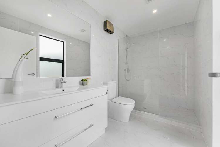 12 Artemis Way Flat Bush_17