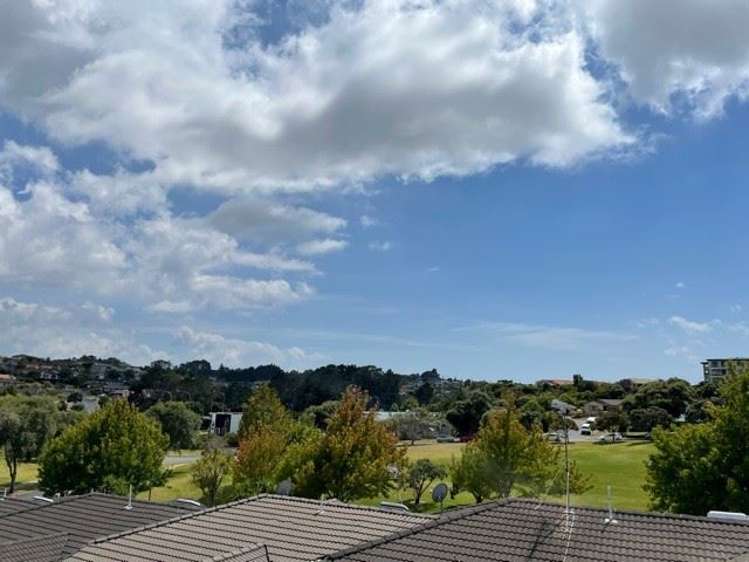 7/14 Fields Parade Oteha_7