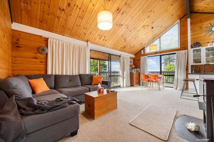 8 Clark And Denize Road Pukekawa_4