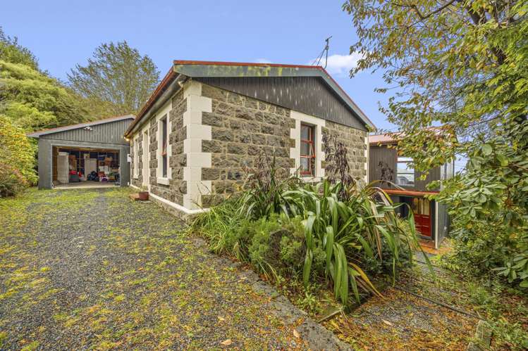 Address withheld Careys Bay_24