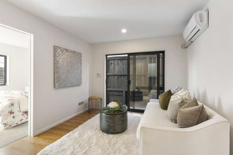 403 Ormiston Road Flat Bush_18