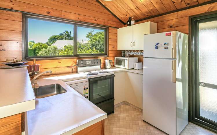 9 Margot Place Hahei_9