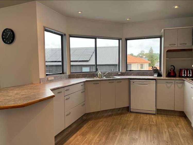 182 One Tree Point Road_0